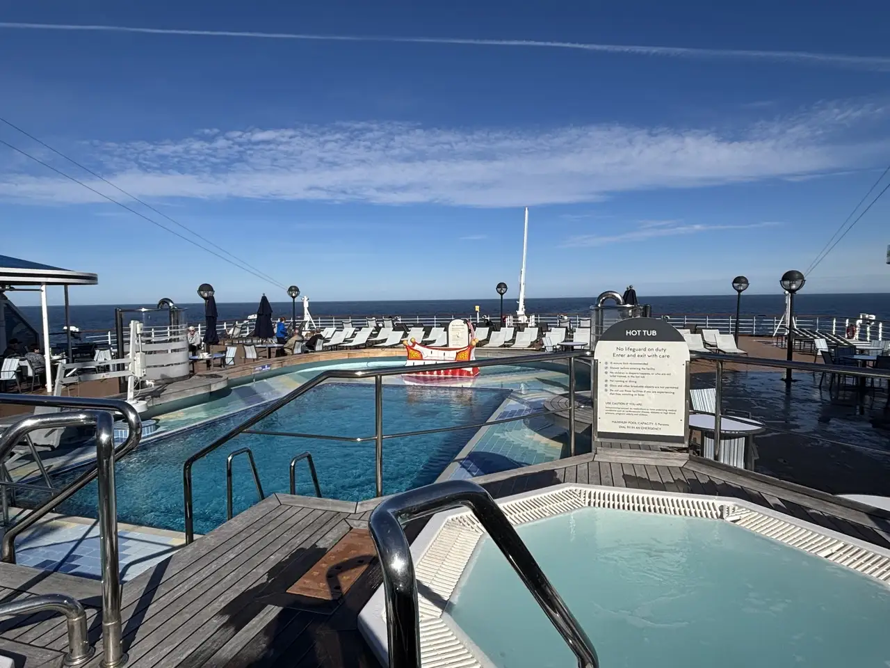 منطقه استخر سِی ویو، زودردام