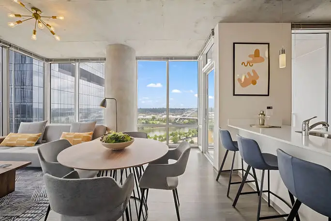 Apartment Collection by Hilton dining area