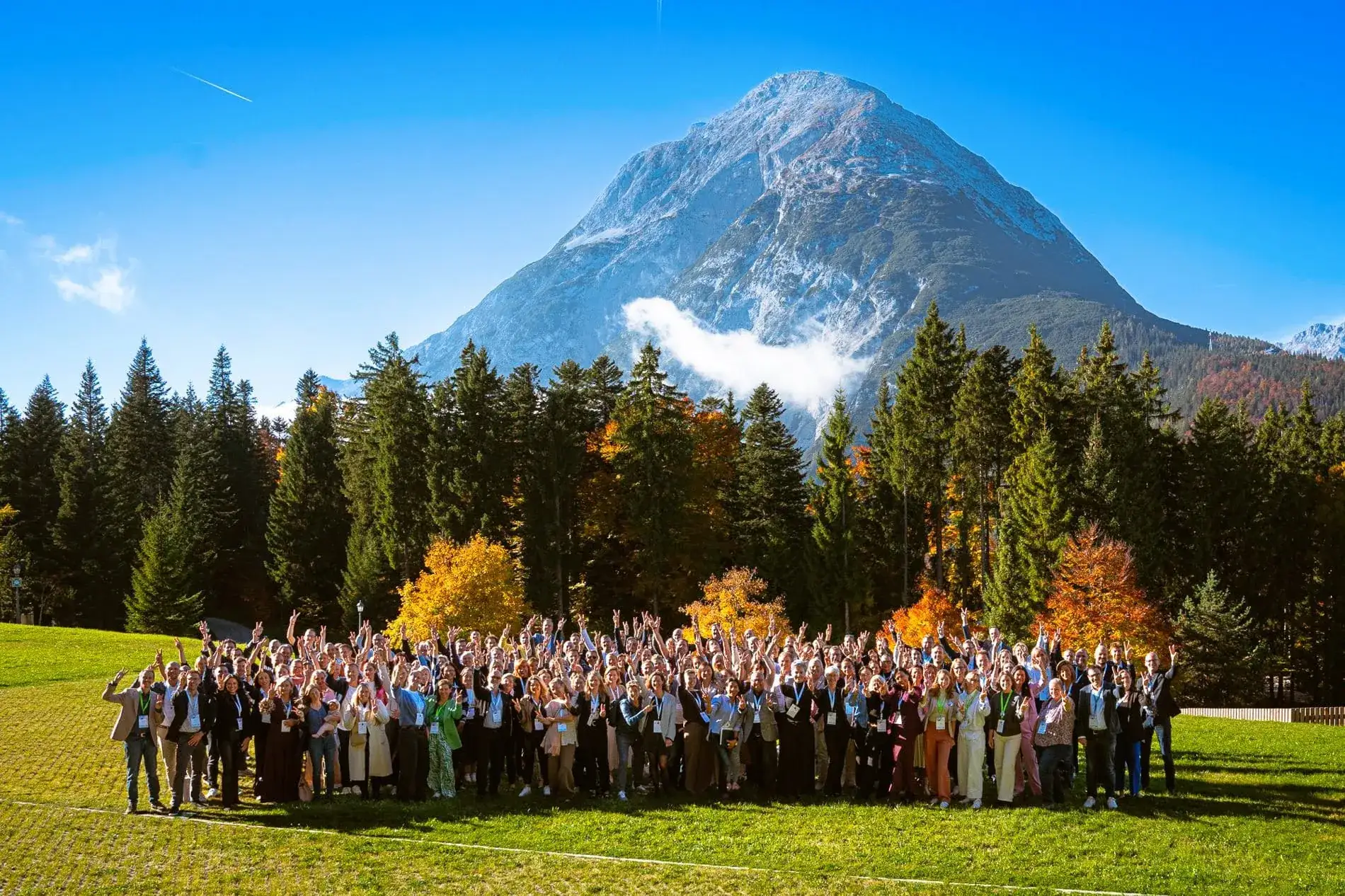 بازتابی از اردوی اسپا ۲۰۲۵: ۱۹۰ متخصص اسپا و ولنس با شعار "حال خوب!" سه روز در هتل اینترآلپن تیرول جمع شدند.