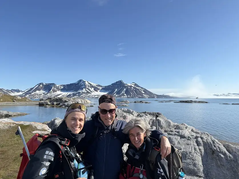 سفر مخفیانه به قطب شمال؛ گشت‌زنی در طبیعت بکر اسوالبارد