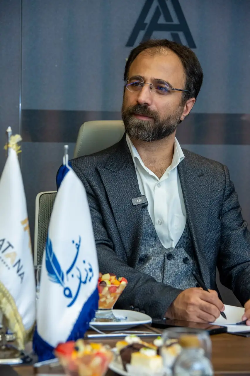 محمداسماعیل ارجمندی، صاحب‌امتیاز و مدیرمسئول مجله تخصصی-تحلیلی «سفرنویسان»