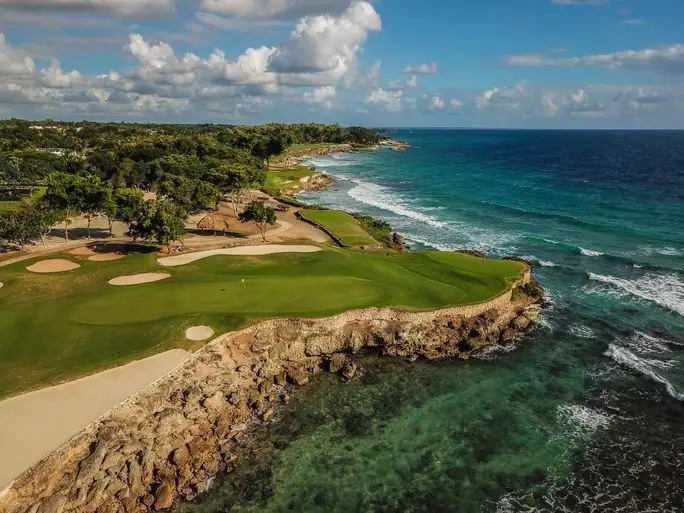 Casa de Campo Teeth of the Dog No. 15.