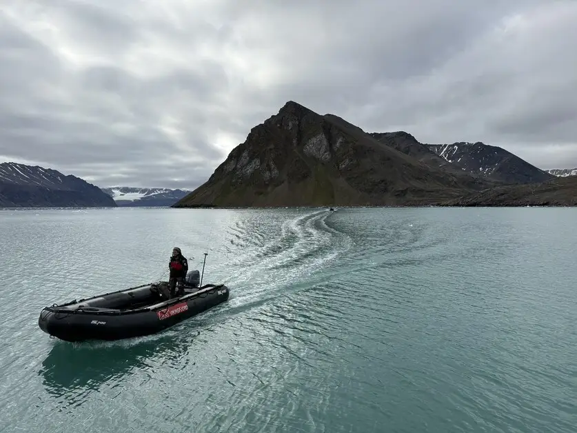 سفر مخفیانه به قطب شمال؛ گشت‌زنی در طبیعت بکر اسوالبارد