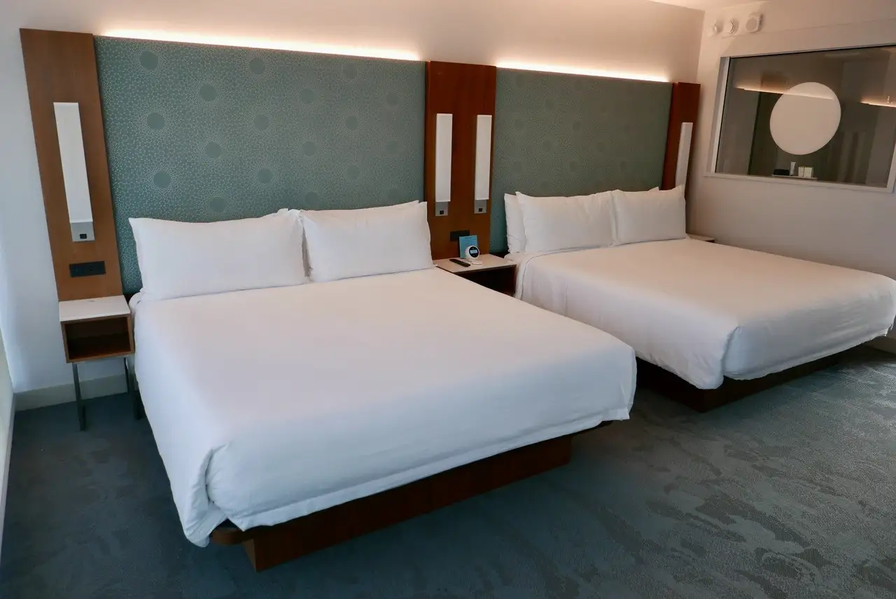 اتاق گوشه‌ای پریمیِر هتل لوما (عکس: لوسی وودز)