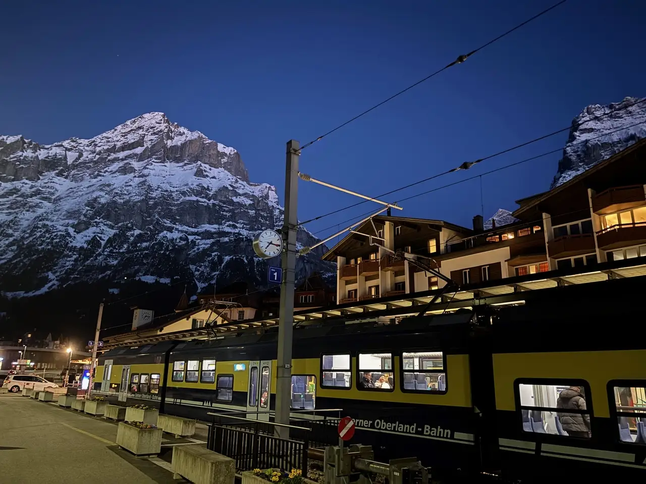 قطار شبانه در کوهستان‌های گرین‌دلوالد